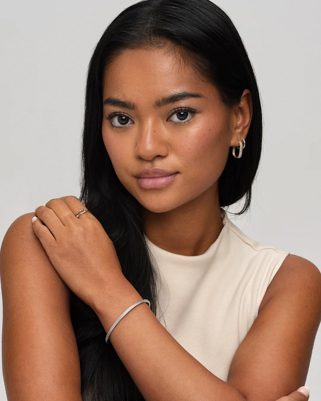 Pavè Bangle Polished - Image 4